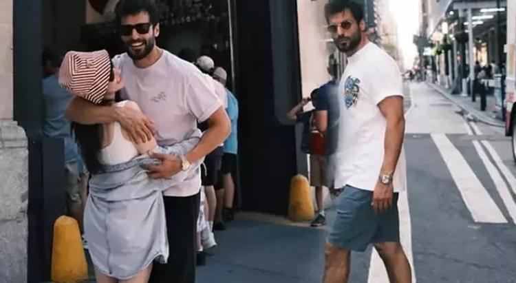 Ünlü çiftin paylaşımı tatil rotalarını ele verdi