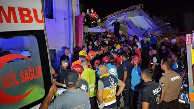 4.4 BÜYÜKLÜĞÜNDE KORKUTAN BİR DEPREM DAHA