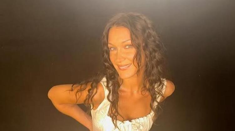 Bella Hadid sarardı İmaj değişikliği tam gaz devam ediyor