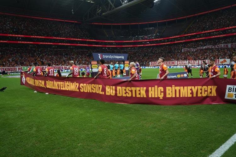 Galatasaray Fatih Karagümrük maçında 3 puan 3 golle geldi Maura Icardi sahalara golle döndü