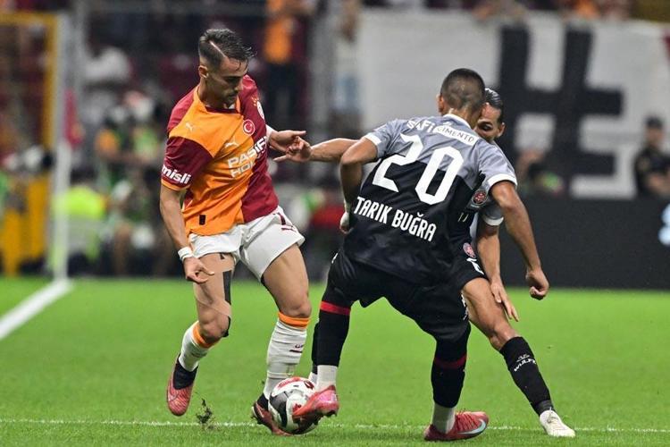 Galatasaray Fatih Karagümrük maçında 3 puan 3 golle geldi Maura Icardi sahalara golle döndü