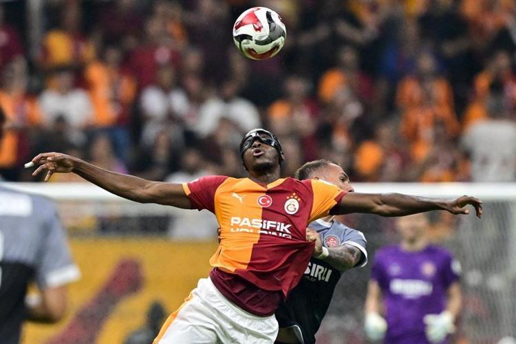 Galatasaray Fatih Karagümrük maçında 3 puan 3 golle geldi Maura Icardi sahalara golle döndü