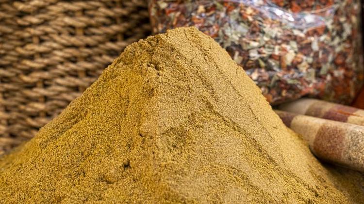 Tahinin içine kaşık kaşık ekleyin: Tıkalı damarları yağ çözücü gibi açıyor Kemikleri beton gibi güçlendirip demir depolarını fullüyor