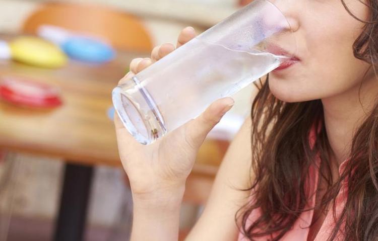 Herkes buz zehirlenmesi olarak biliyor fakat gerçek çok başka Salgına sebep oluyor, tehlikeli bakteri ve virüsleri barındırıyor