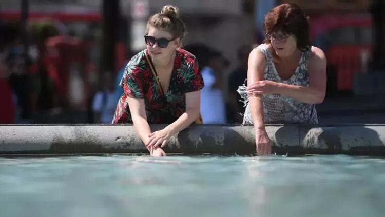 Kavurucu sıcaklar geri dönüyor Meteorolojiden yeni uyarı geldi