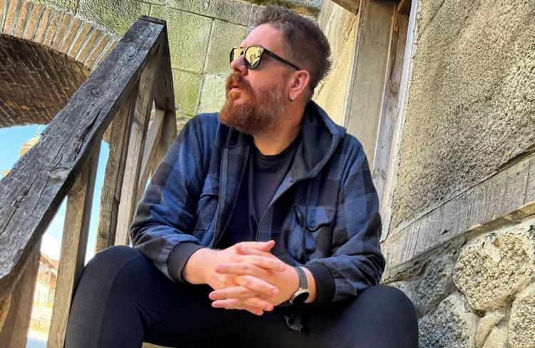 Komedyen Emre Mutlu 18 ayda 133 kilo verdi Son hali şaşkına çevirdi