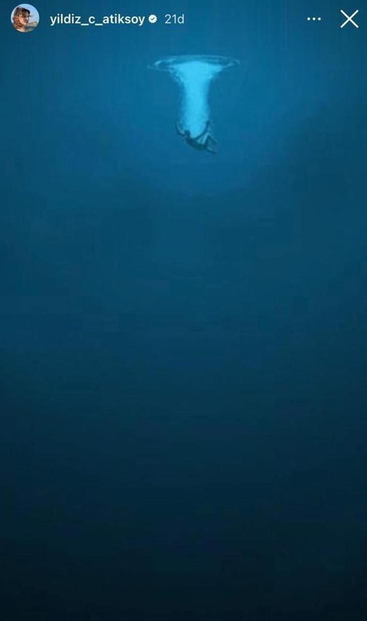 Yasak a�k iddialar� konu�uluyordu! Berk Oktay sessizli�ini korurken Y�ld�z �a�r� Atiksoy�dan manidar payla��m