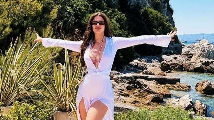 Derin Talu yeni aşk kareleriyle dikkat çekti Sevgilisiyle ilgili merak edilenleri açıkladı