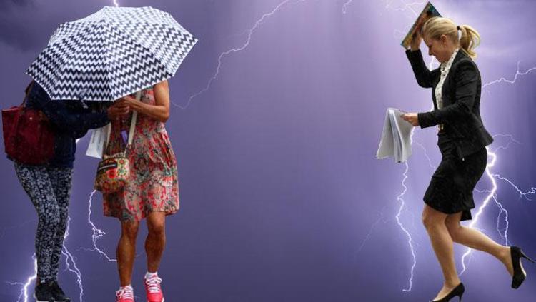 Yağmur, kuvvetli rüzgar ve gök gürültülü sağanak yağışlar geliyor Meteoroloji 3 bölgeyi son hava durumu raporuyla uyardı