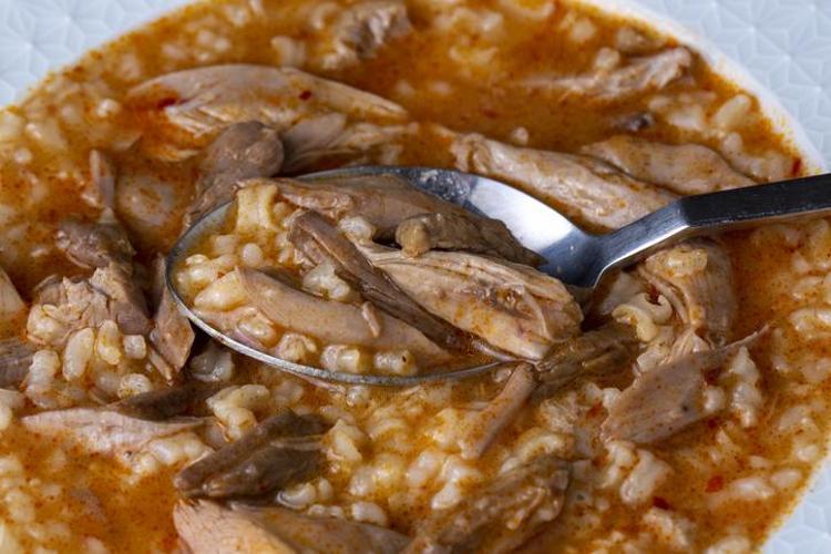 BAĞIŞIKLIK SİSTEMİNİ GÜÇLENDİRİR