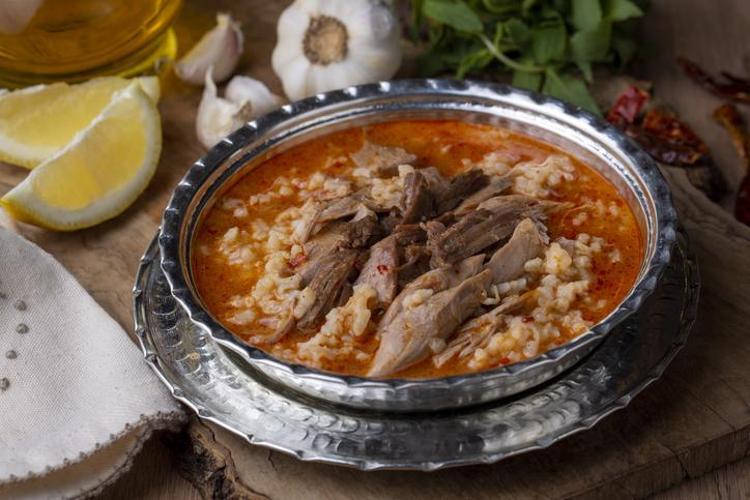 ENERJİ VERİP KONSANTRASYONU ARTIRIR