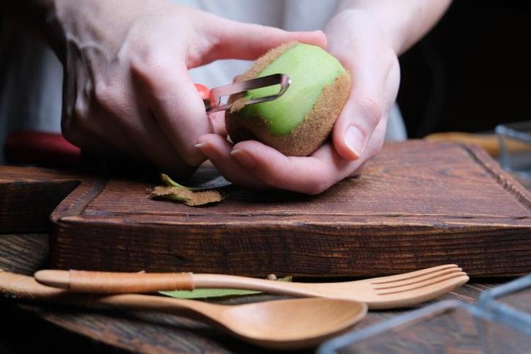 Kıymetini bilen yok ama bağırsakları motor gibi çalıştırıyor Sadece 48 kalori: Cildi kolajene boğup anında 10 yaş gençleştiriyor, kabuğuyla yiyin