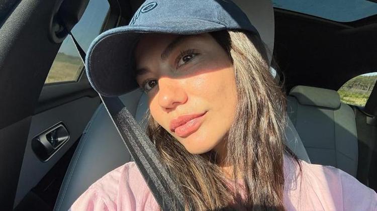 Demet Özdemirden yeni Yaz bitmeden paylaşımı
