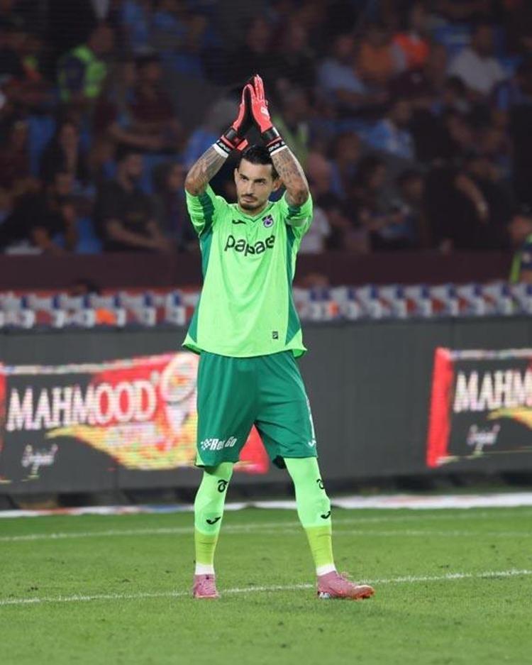 Galatasaray transfer bombalarını peş peşe patlattı Uğurcan mutlaka Aslan olmalı: İlkay Gündoğan transferinde son nokta