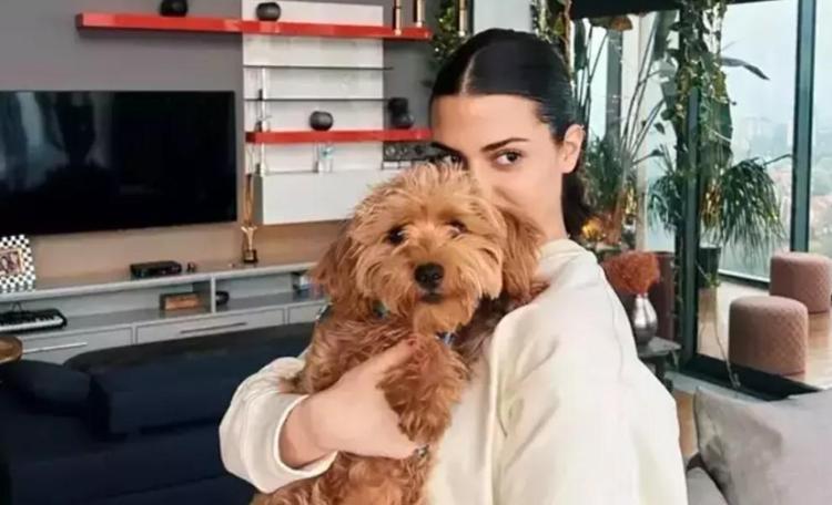 Derin Taludan 22 yaş gününe özel matcha detaylı poz