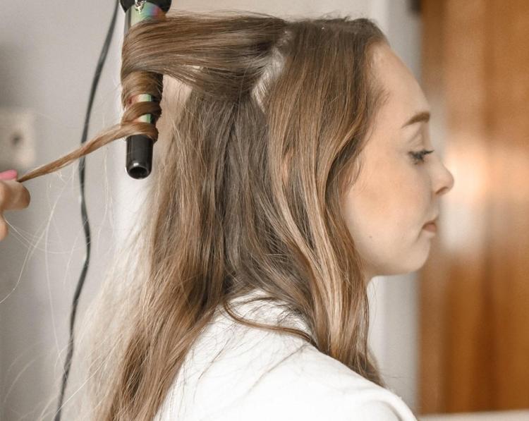 Her ay dip boyası masrafından kurtarıyor Kuaförlerin sır gibi sakladığı yöntem: Boyanın için 1 parça ekleyin