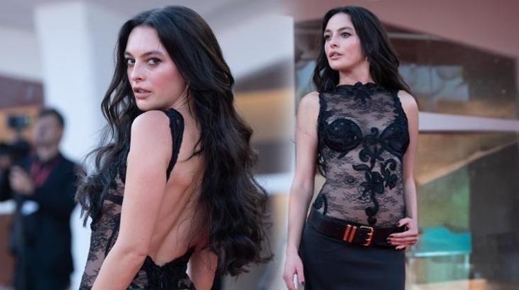 Melis Sezenin siyah elbisesi Venedik Film Festivaline damga vurdu