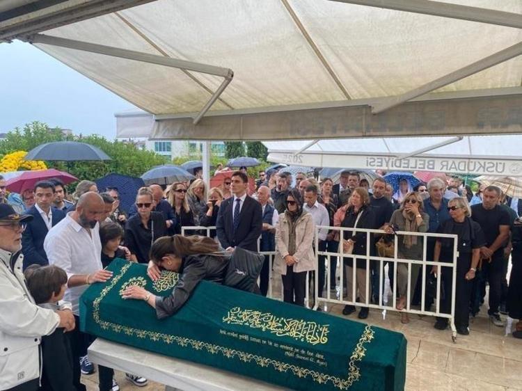 Naz Elmasın Halit Yukaya veda mesajı duygulandırdı Çok acıttı çok