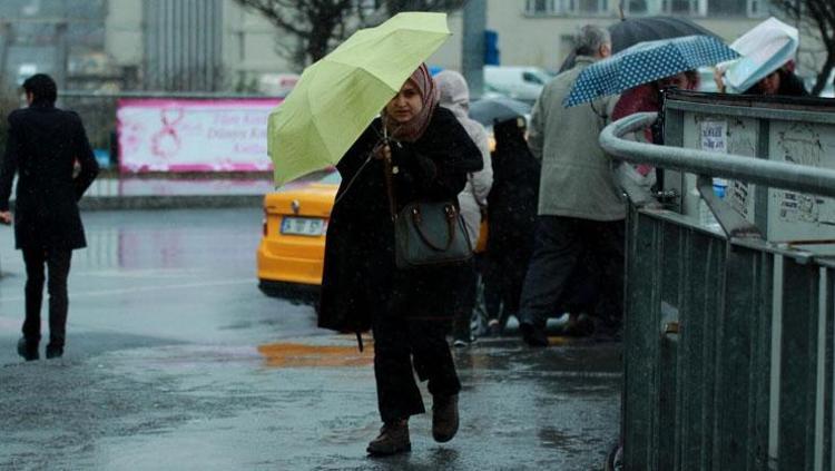 5 gün yağışlı geçecek İşte Meteorolojinin son hava durumu raporu: İstanbul için saat verildi...