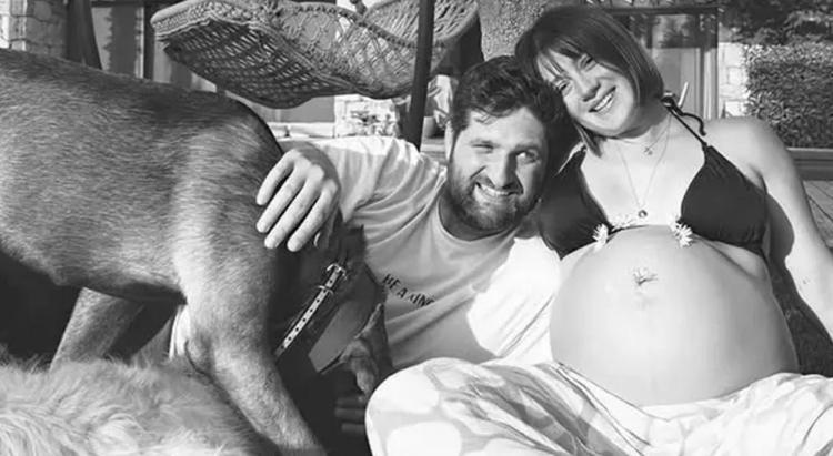 Çiçeği burnunda anne Gizem Karacadan kızı Leyla Yaz ile yeni paylaşım