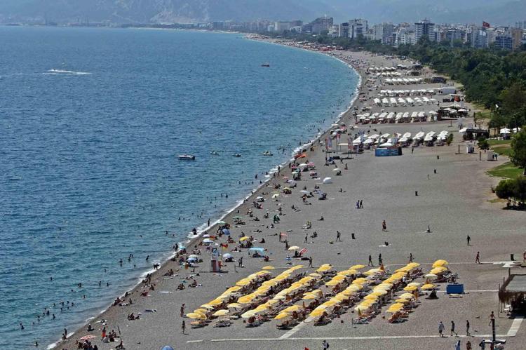 Tatil cennetinde doluluk bir günde yarıya indi