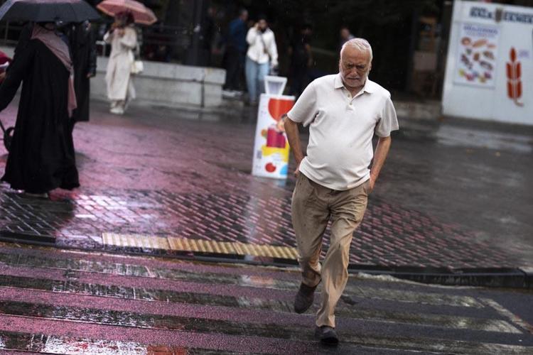 Meteoroloji illeri uyardı: Kuvvetli sağanak yağışlar etkili olacak Uzman isim müjdeyi verdi: Bahar havası geliyor