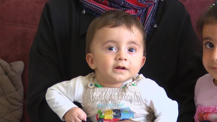 Kanserle savaşırken oğlunun SMA hastalığıyla da mücadele ediyor