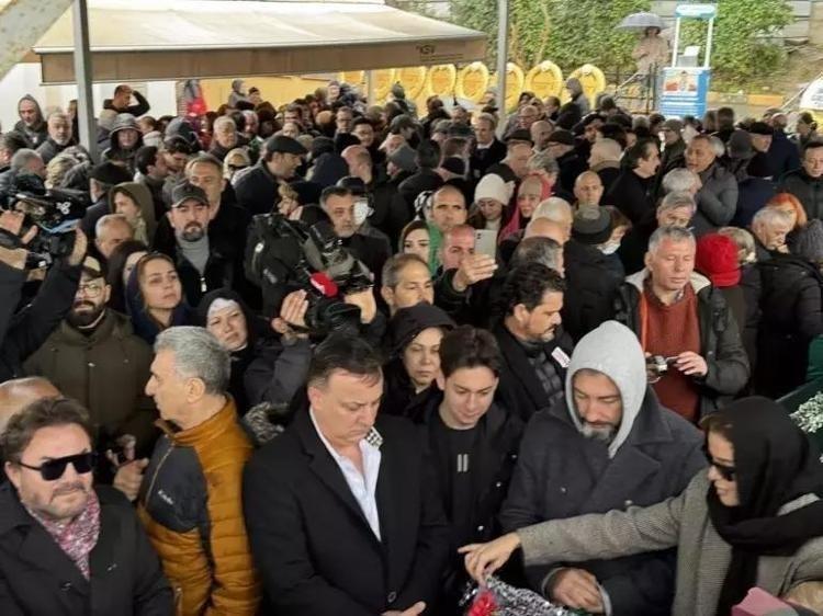 ÖLÜMÜYLE SEVENLERİNİ YIKMIŞTI
