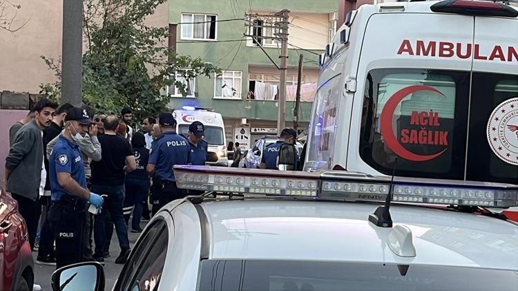 ÖNCE ANNESİNİ, ARDINDAN ÜVEY KARDEŞİNİ ÖLDÜRDÜ