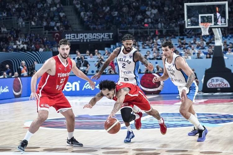 12 Dev Adam tarihi maçta Yunanistana fark attı, 24 yıl sonra final geldi