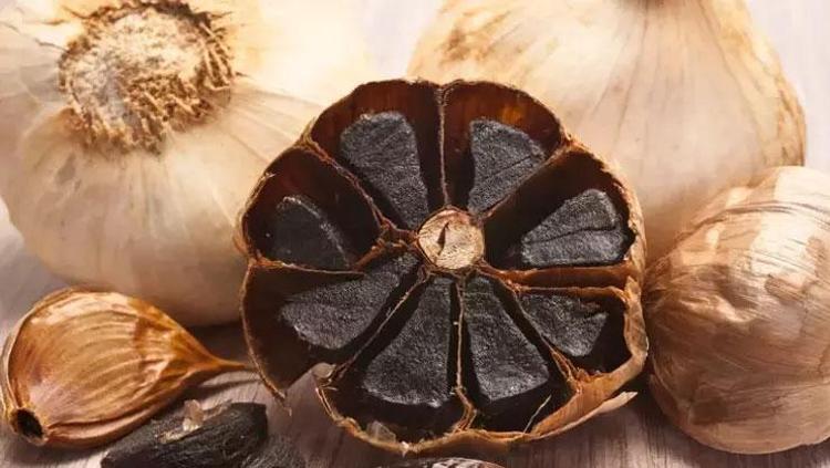Yemeklerin lezzetini uçuruyor Sağlıklı bedenin siyah anahtarı: Herkes tüketmeli