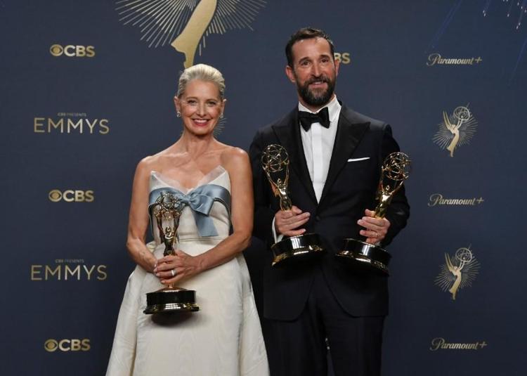 77. Emmy Ödülleri görkemli bir törenle sahiplerini buldu Gecede Filistin vurgusu