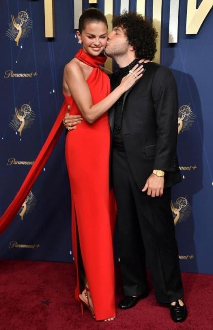 77. Emmy Ödülleri görkemli bir törenle sahiplerini buldu Gecede Filistin vurgusu