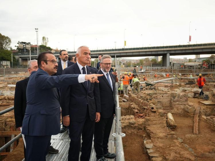 BAKAN ERSOY: PROJENİN AYRINTILARI YAKINDA AÇIKLANACAK