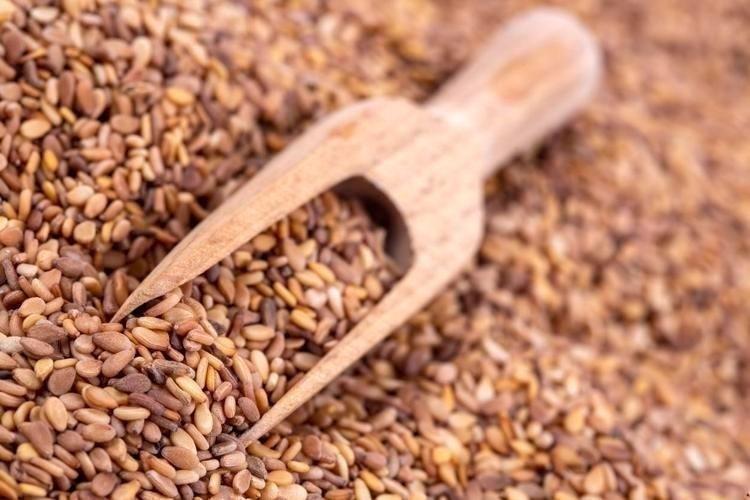 CİLT VE SAÇ SAĞLIĞINA KATKIDA BULUNUR