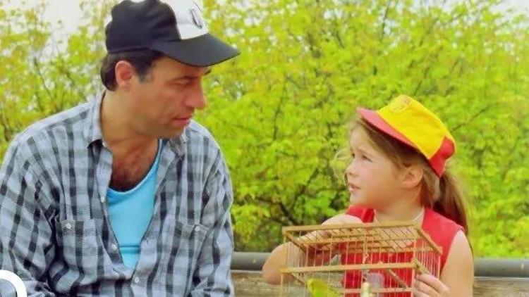 Kemal Sunalın rol arkadaşı, Garip filminin minik yıldızıydı Ece Altonu bir de şimdi görün...