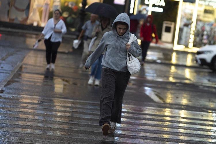 Kuvvetli yağmur ve gök gürültülü sağanak yağışlar geliyor Meteoroloji 31 ili uyardı: Sıcaklıklar 6 derece düşürecek