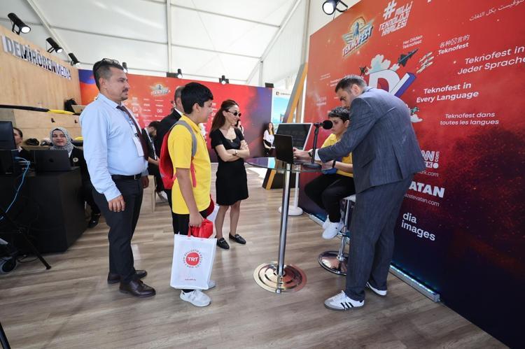 İstanbulda TEKNOFEST zamanı Demirören Medya yerini aldı