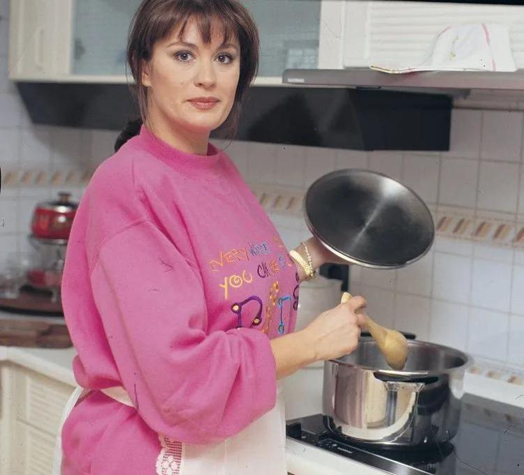 Yeşilçam’ın efsanesi Gülşen Bubikoğlu yıllara meydan okuyor