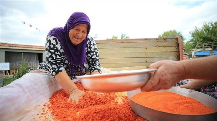 Gelenekten gelen güç Sonbaharda yapıp kış boyunca tüketiyorlar: Boğaz ağrısını sıfırlıyor, Canan Karatayın favori lezzeti, bağışıklık sistemini çelik gibi yapıyor