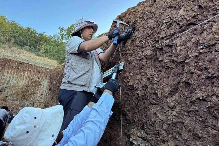 Hendekler fay hattı için kazıldı Büyük depremlerin zamanlarını söyleyecek