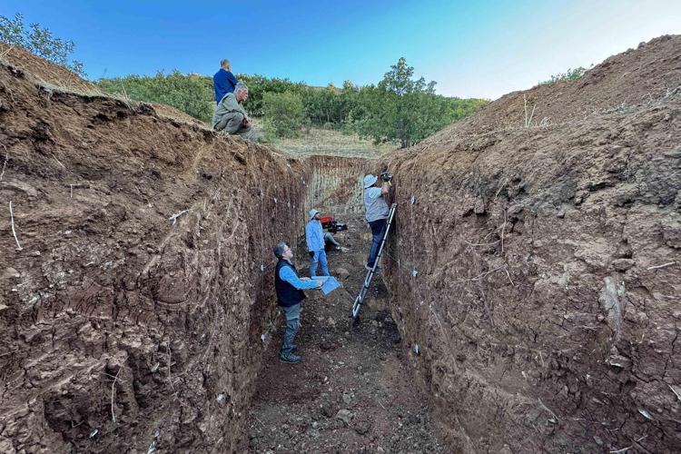 Hendekler fay hattı için kazıldı Büyük depremlerin zamanlarını söyleyecek