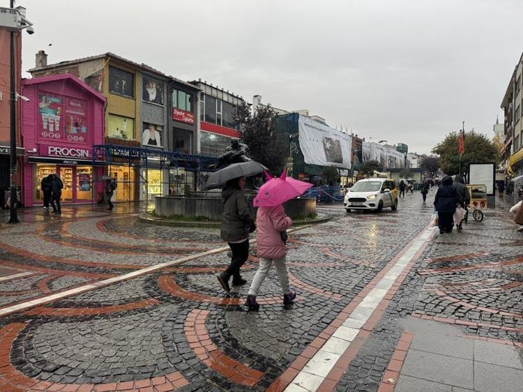 KUVVETLİ RÜZGAR UYARISI: