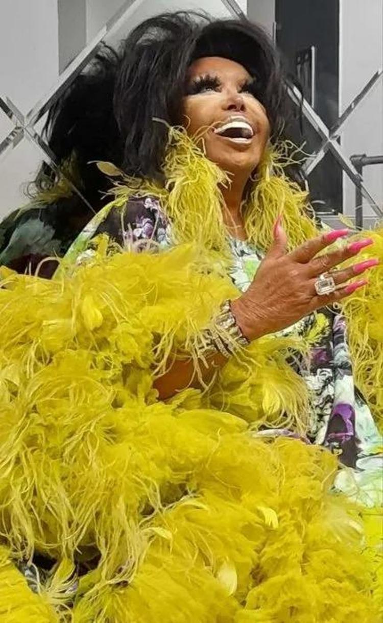 HARCAYACAK YER ARIYORUM