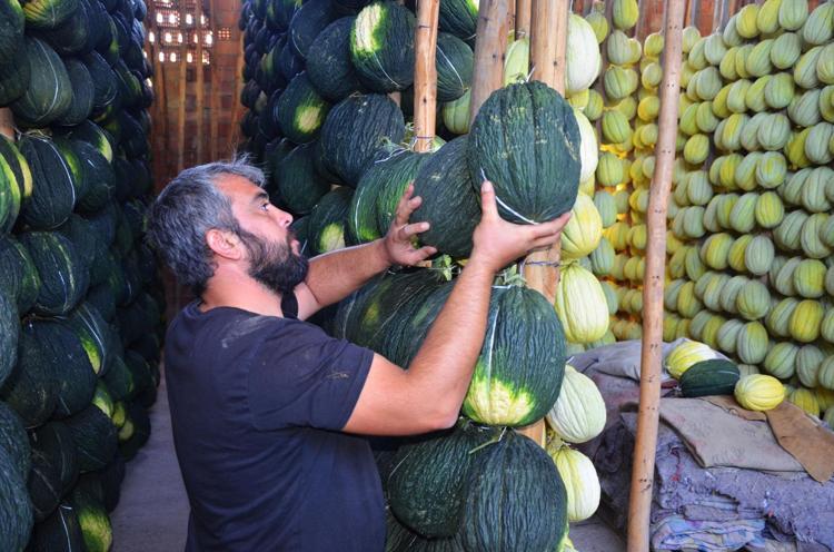 MART AYINA KADAR DAYANIYOR