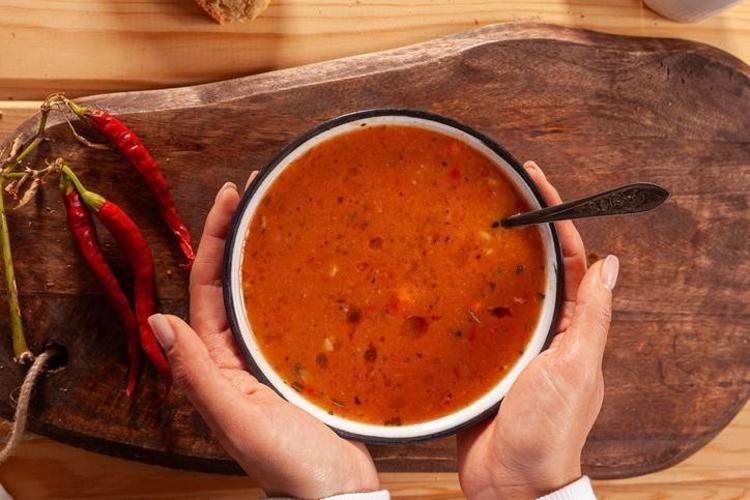 CANAN KARATAY DA ÖNERİYOR