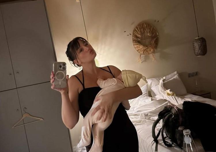 Bebeği 3 aylık oldu Gizem Karaca son durumunu anlattı