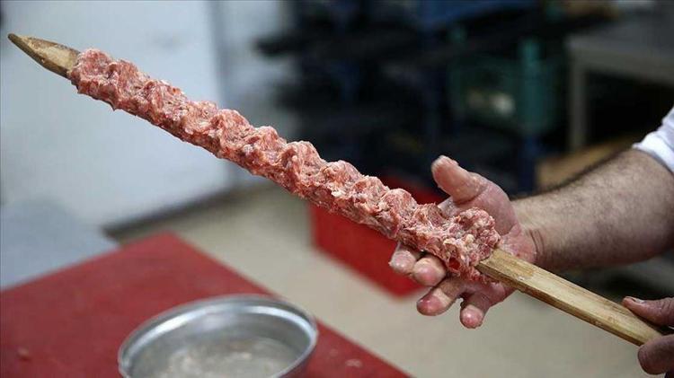 ADANA KEBABININ LEZZET SIRRI: USTALARIN GİZLİ FORMÜLÜ