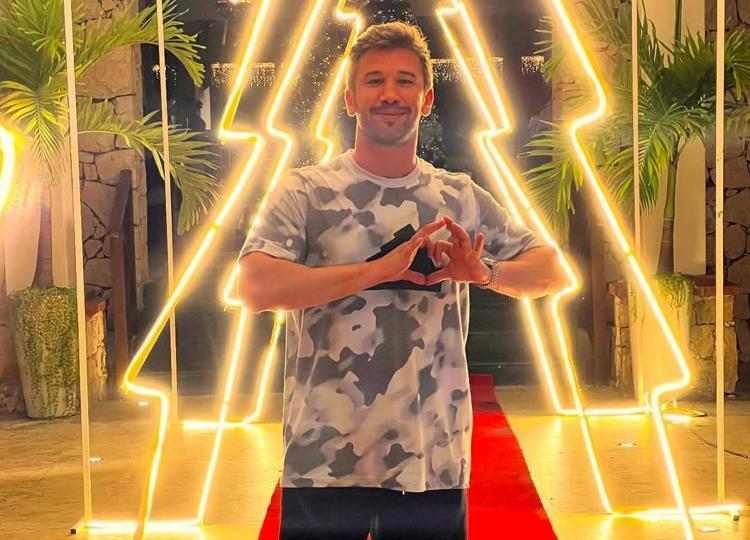 KAZANDIĞI İLK PARAYLA NE YAPTI