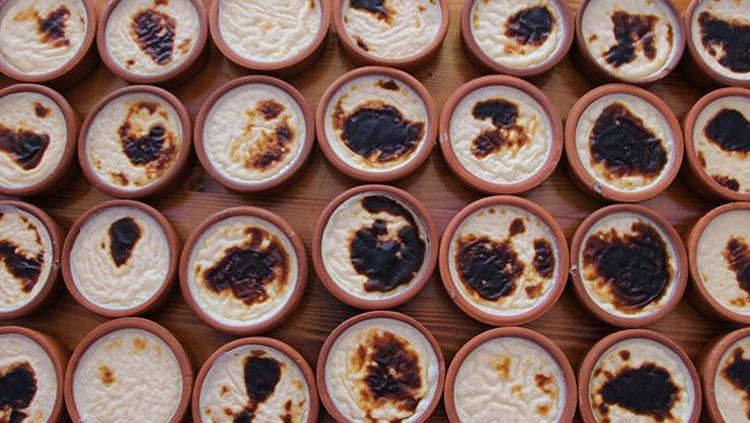 KUSURSUZ KIVAMLI SÜTLAÇ TARİFİ